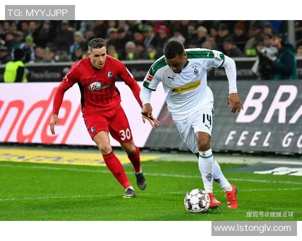 欧联杯精彩对决本菲卡绝杀里昂引爆全场激情时刻回顾