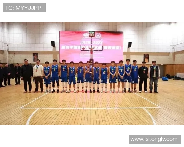 西安篮球队在世界杯预选赛中以86分高居榜首展现强劲实力