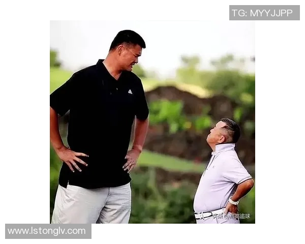 谢霆锋与姚明的巅峰对决:娱乐与体育的完美交融之路 谢霆锋与姚明的巅峰对决:娱乐与体育的完美交融之路