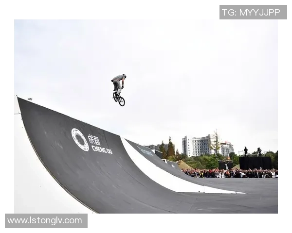 重庆街舞队在极限运动会中的耐力表现分析与点评 重庆街舞队在极限运动会中的耐力表现分析与点评