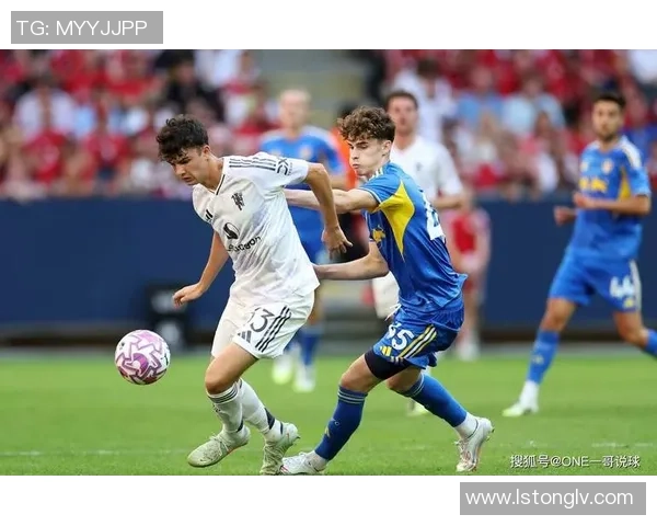 英超激战莱比锡大胜里昂点球大战引发全场狂欢与热议 英超激战莱比锡大胜里昂点球大战引发全场狂欢与热议