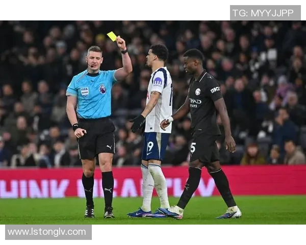 欧冠激战莱比锡与热刺战成平局帽子戏法引发争议判罚引热议