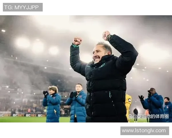 中超联赛曼联与热刺激战成平局数据分析揭示比赛精彩瞬间